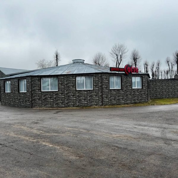 0-02-05-36750a775c682f93289ef49fb232bccb0f87836845eac4abb9ca1bffd369ab1d_f270d81d